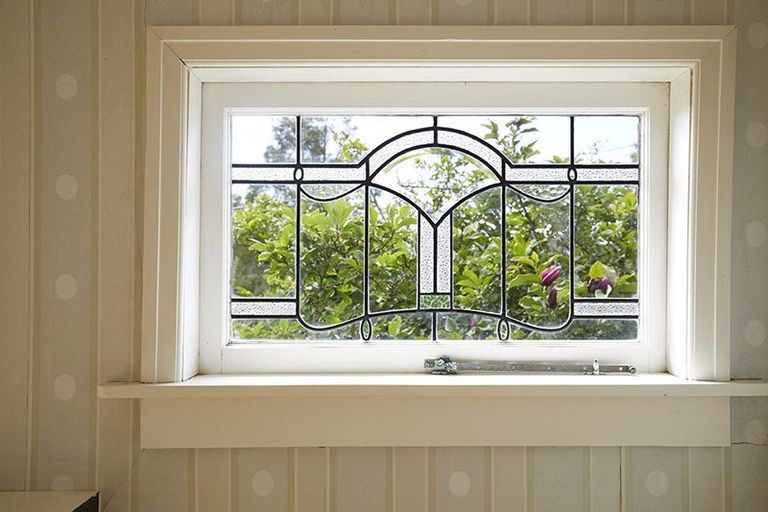 Photo of property in 37 Kopiko Road, Titirangi, Auckland, 0604