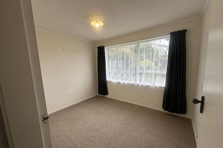 Photo of property in 20b Te Arataura Street, Takapuwahia, Porirua, 5022