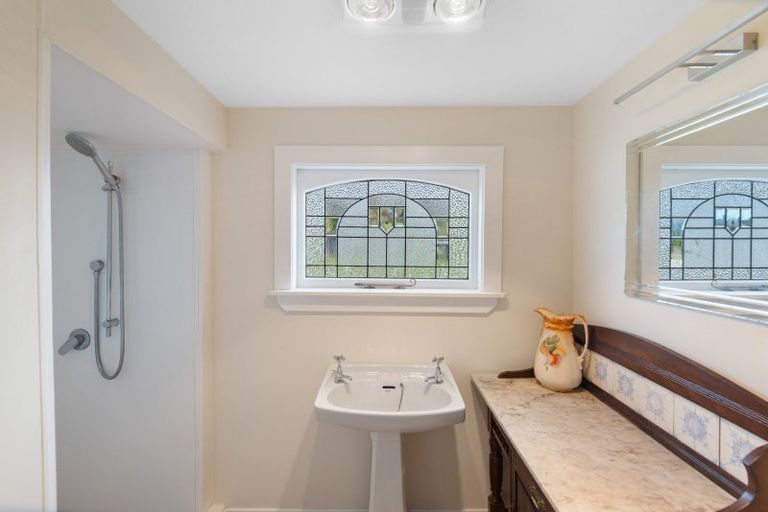 Photo of property in 73 London Street, Hampden, 9410