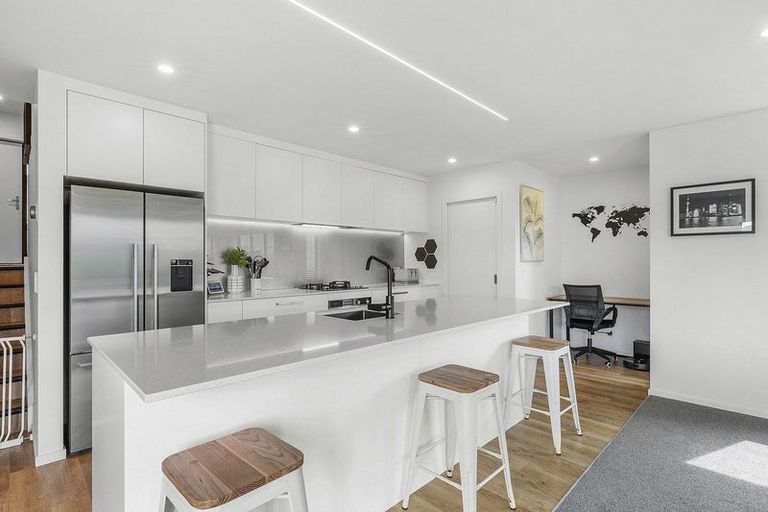 Photo of property in 168 Endeavour Drive, Whitby, Porirua, 5024