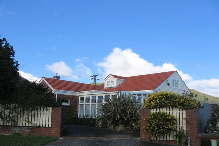 Photo of property in 97 Cambridge Terrace, Waterloo, Lower Hutt, 5011