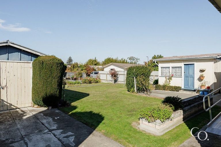 Photo of property in 208 Lumsden Road, Akina, Hastings, 4122