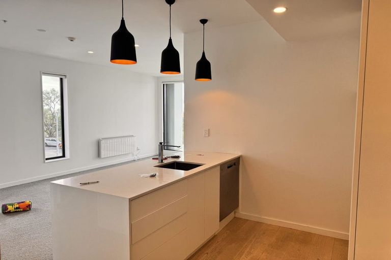 Photo of property in 301/19 Rawene Road, Birkenhead, Auckland, 0626