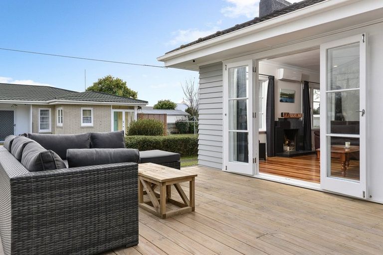 Photo of property in 13 Brocas Avenue, Hillcrest, Hamilton, 3216