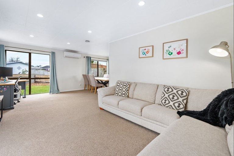Photo of property in 7 Cargill Grove, Kelvin Grove, Palmerston North, 4414
