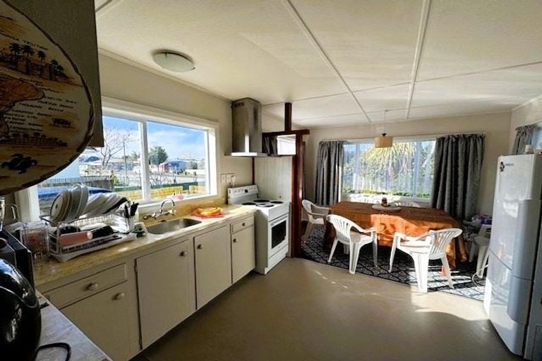 Photo of property in 906 Anson Street, Mayfair, Hastings, 4122