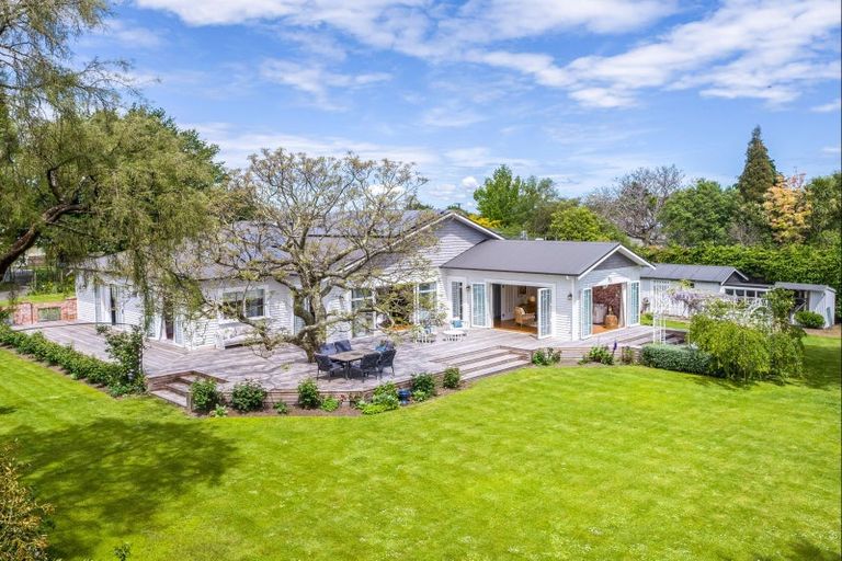 Photo of property in 16 Main Street, Greytown, 5712