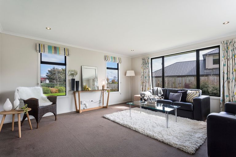 Photo of property in 39 Irwin Logan Drive, Mosgiel, 9024