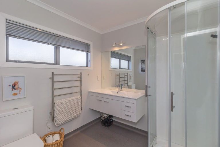 Photo of property in 112 Gladstone Road, Levin, 5571