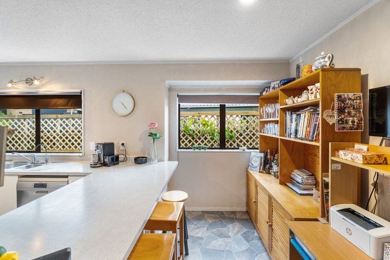 Photo of property in 143 Florence Avenue, Orewa, 0931