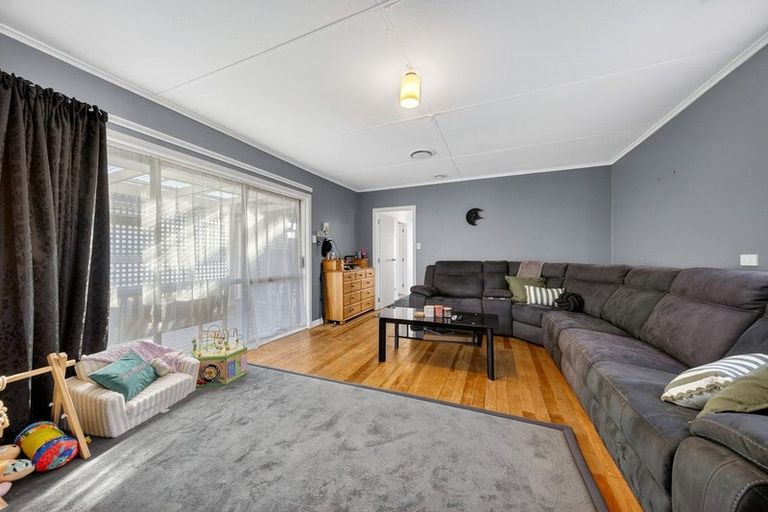 Photo of property in 100 Kuripuni Street, Kuripuni, Masterton, 5810