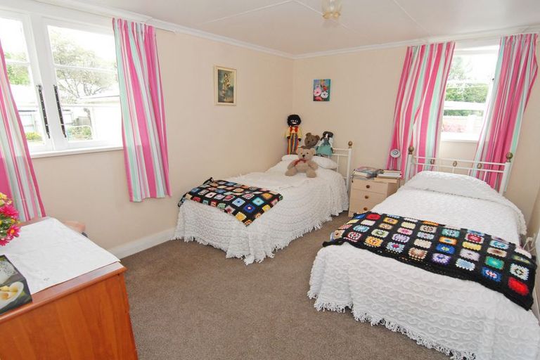 Photo of property in 31 Cambridge Terrace, Masterton, 5810