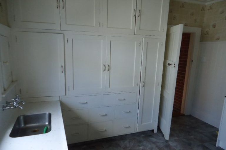 Photo of property in 39 Forfar Street, Clyde Hill, Dunedin, 9011