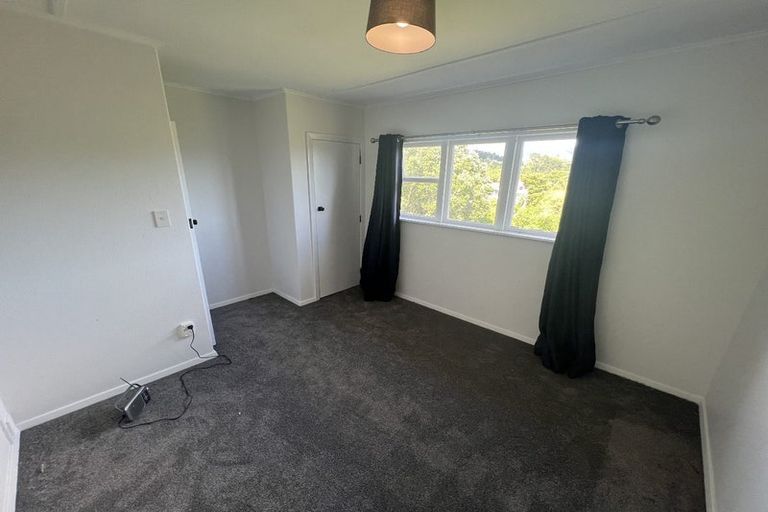 Photo of property in 78- 80 Gear Terrace, Ranui, Porirua, 5024
