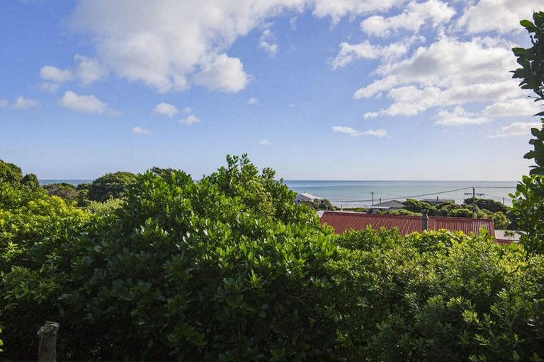 Photo of property in 7 Tangahoe Street, Paekakariki, 5034
