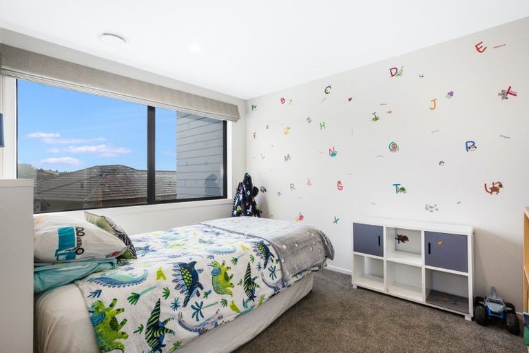 Photo of property in 194 Navigation Drive, Whitby, Porirua, 5024