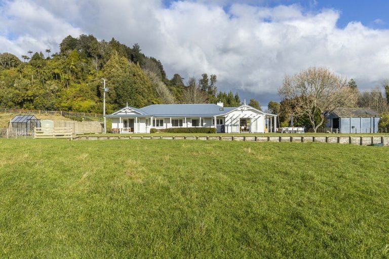 Photo of property in 369 Tariki Road, Ratapiko, 4390