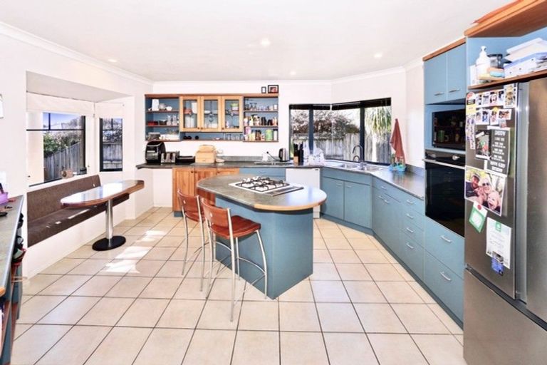 Photo of property in 17 Kopu Drive, Pyes Pa, Tauranga, 3112