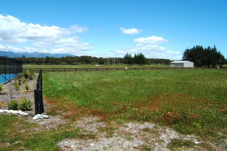 Photo of property in 21 Elley Drive, Carters Beach, Westport, 7825