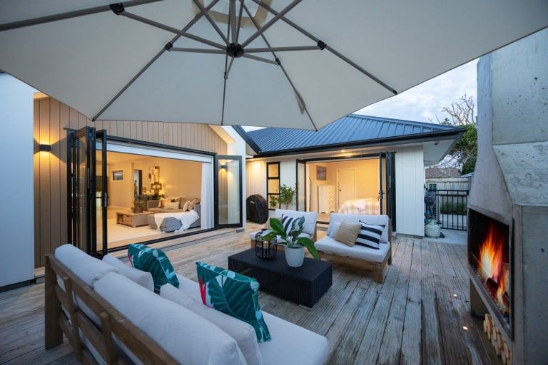 Photo of property in 110a Fitzroy Street, Terrace End, Palmerston North, 4410