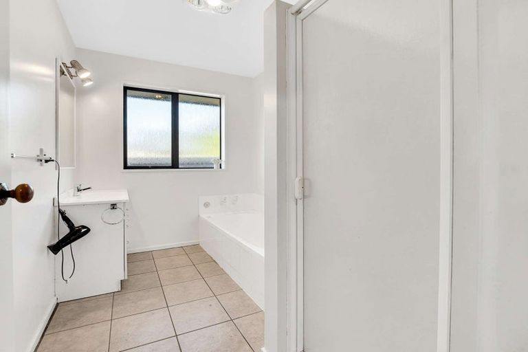 Photo of property in 13 Raphael Close, Rolleston, 7614