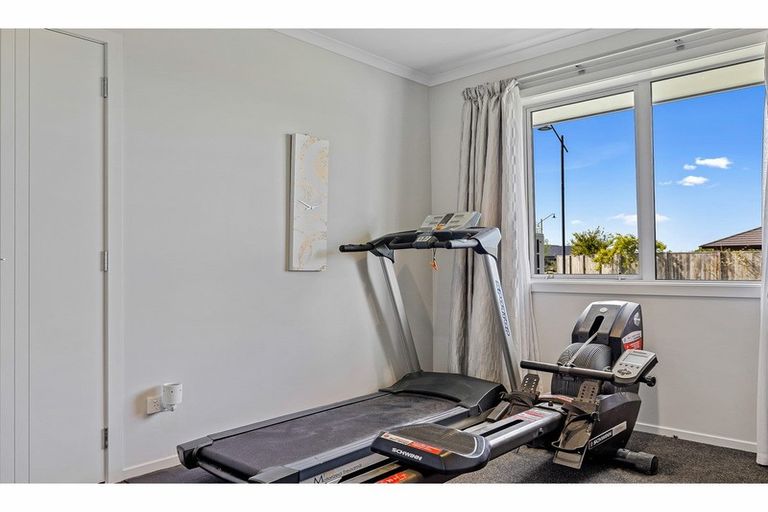 Photo of property in 77 Beaumont Drive, Rolleston, 7614
