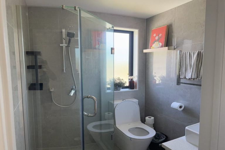 Photo of property in 122a Lancaster Road, Beach Haven, Auckland, 0626