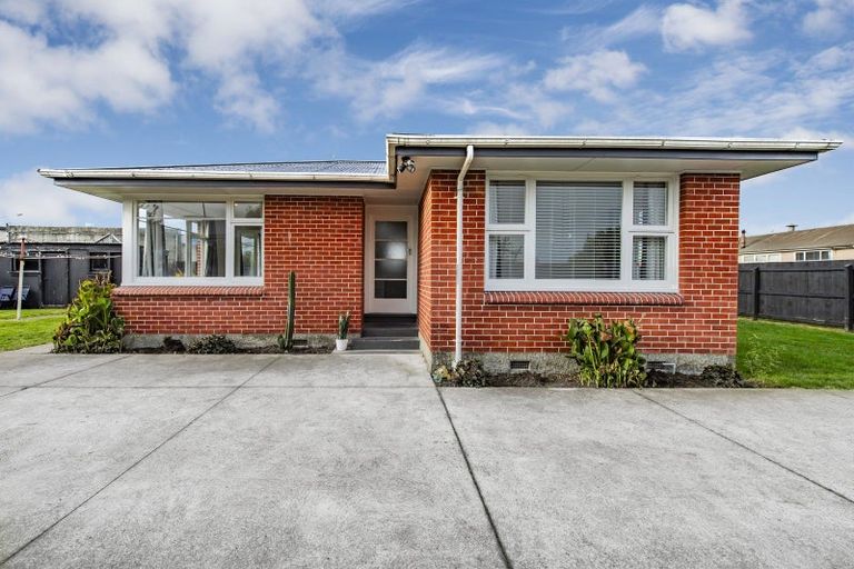 Photo of property in 16 Carew Street, Kaiapoi, 7630