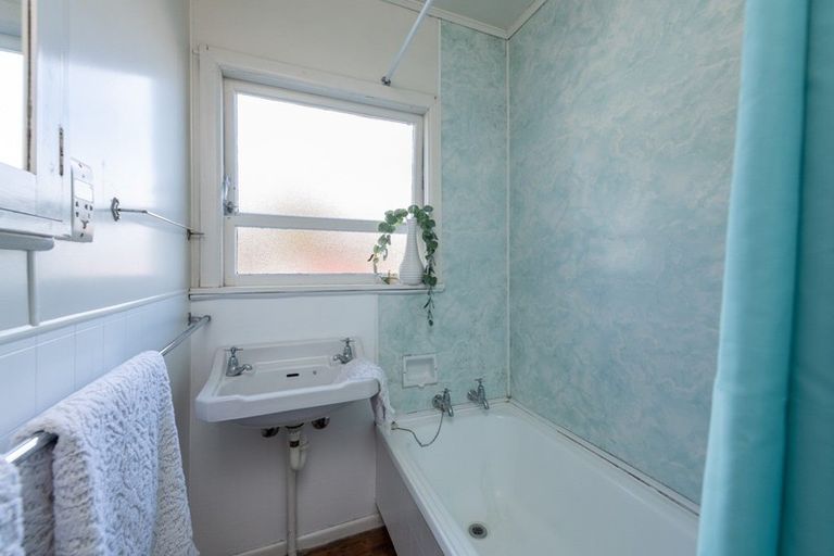Photo of property in 11 Golf Road, Tahunanui, Nelson, 7011