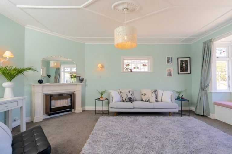Photo of property in 27 Cooper Street, Karori, Wellington, 6012