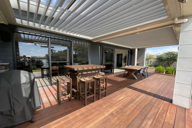 Photo of property in 67 Milano Boulevard, Karaka, Papakura, 2113