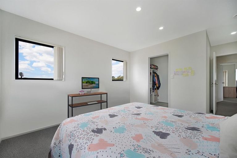 Photo of property in 5d James Road, Manurewa, Auckland, 2102