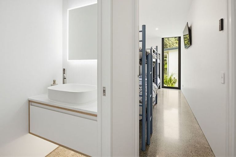 Photo of property in 4 Fantail Terrace, Tairua, 3508