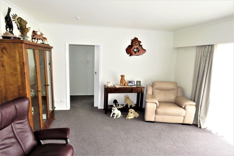 Photo of property in 77 Domett Street, Westport, 7825