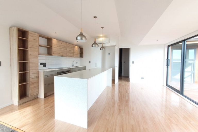 Photo of property in 2/14 Lookaway Place, Huntsbury, Christchurch, 8022