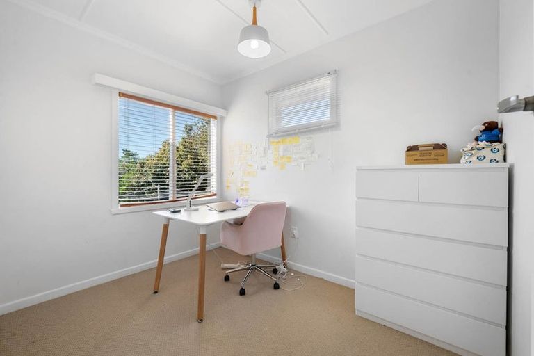 Photo of property in 2/184 Bucklands Beach Road, Bucklands Beach, Auckland, 2012