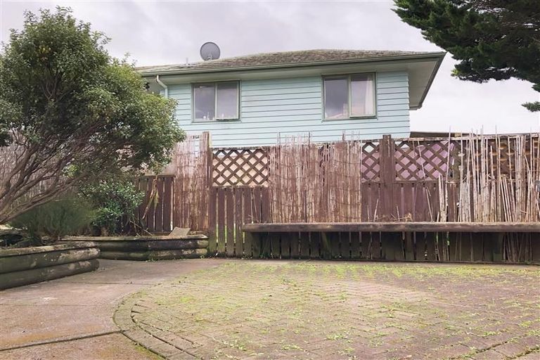 Photo of property in 84 Keegan Drive, Massey, Auckland, 0614