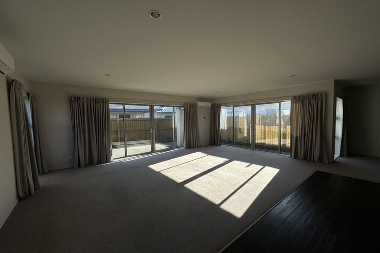 Photo of property in 76 Sioux Avenue, Wigram, Christchurch, 8042