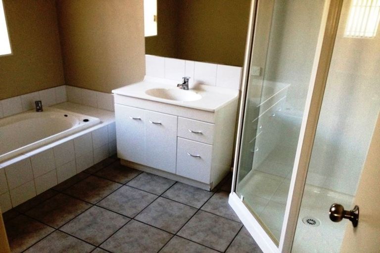 Photo of property in 16 Finchley Place, Hamilton East, Hamilton, 3216