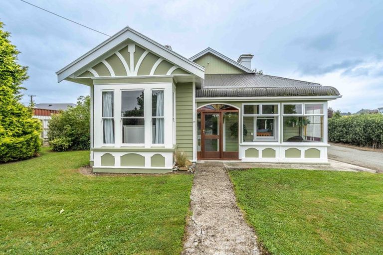 Photo of property in 17 Halton Street, East Gore, Gore, 9710