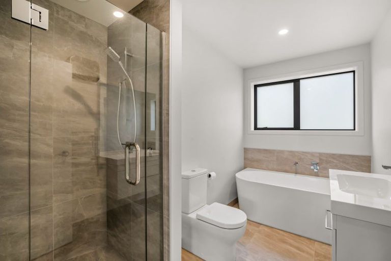 Photo of property in 22 Riley Street, Lake Hawea, 9382