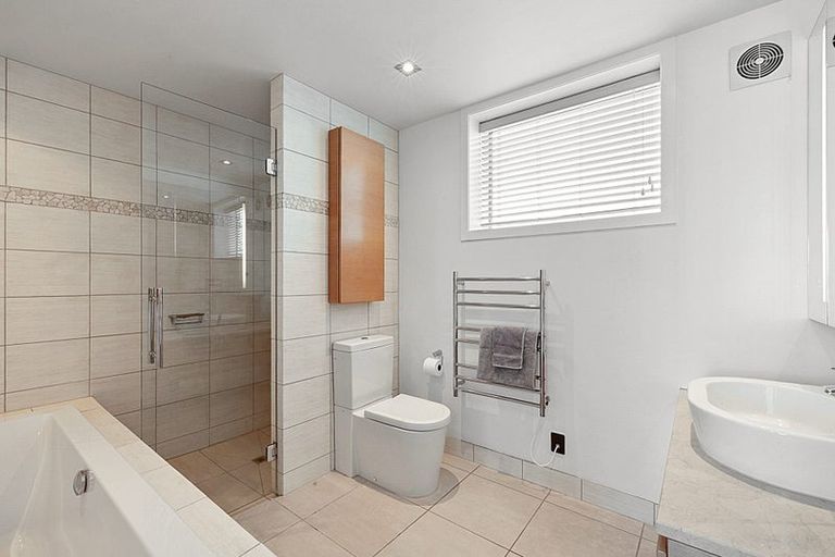 Photo of property in 22 Liardet Apartments, 502/22 Liardet Street, New Plymouth, 4310