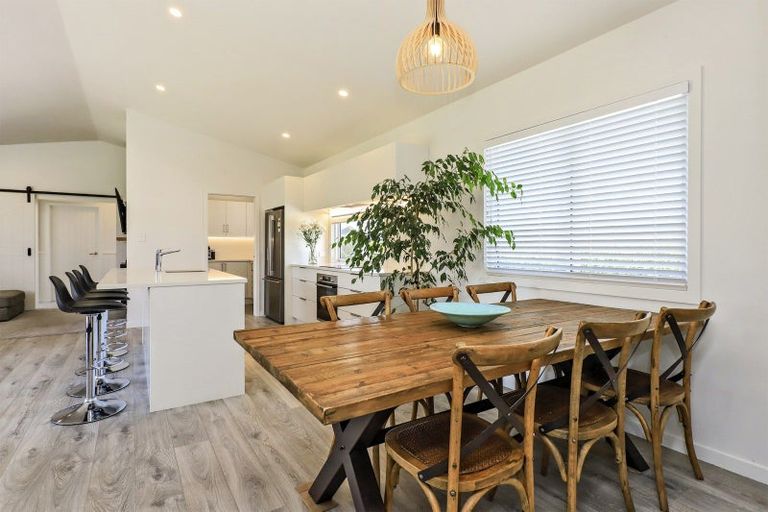 Photo of property in 2 Cape Grove, Haumoana, 4180