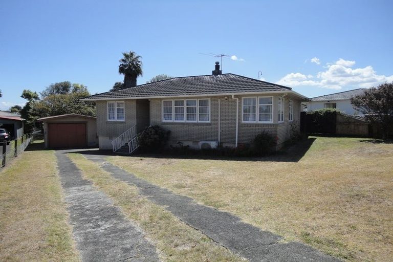 Photo of property in 64 Tawa Crescent, Manurewa, Auckland, 2102