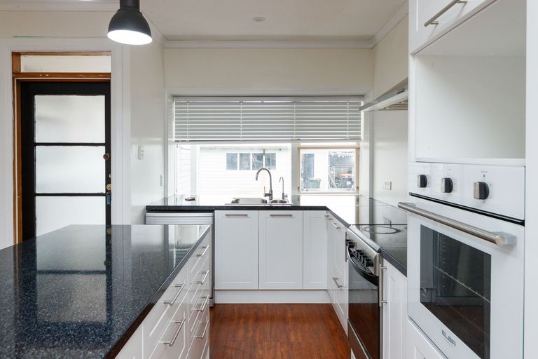 Photo of property in 79 James Line, Kelvin Grove, Palmerston North, 4414