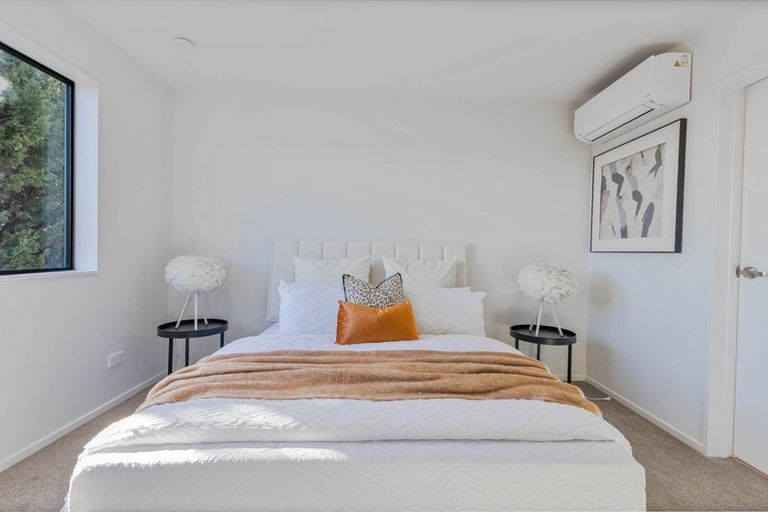 Photo of property in 44c Bruce Road, Glenfield, Auckland, 0629