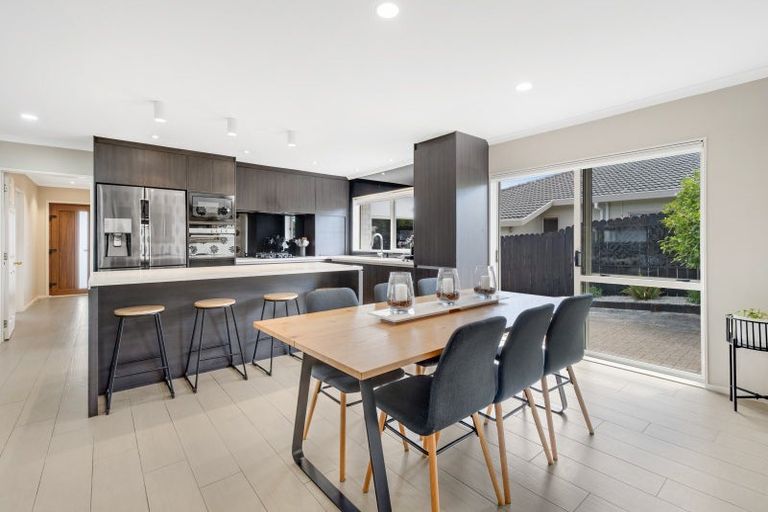Photo of property in 34 Ambleside Drive, Northpark, Auckland, 2013