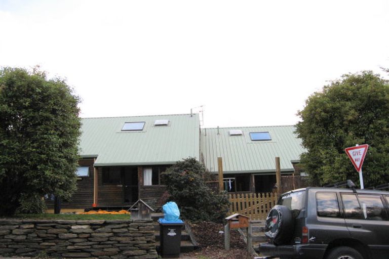 Photo of property in 1 Highview Terrace, Queenstown, 9300