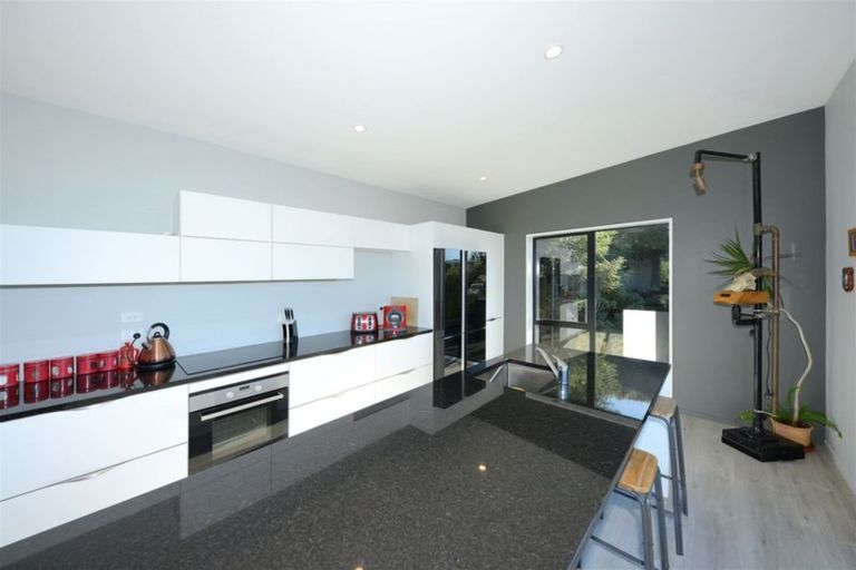 Photo of property in 65 Santa Maria Avenue, Mount Pleasant, Christchurch, 8081