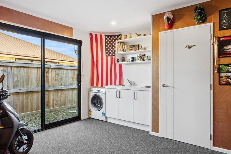 Photo of property in 27 Anderton Crescent, Mosgiel, 9024